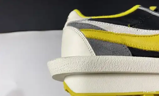 Nike Waffle Bright sacai Black Undercover DJ4877-001 Citron LD 0611